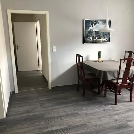 Hof Aparthotel 2*